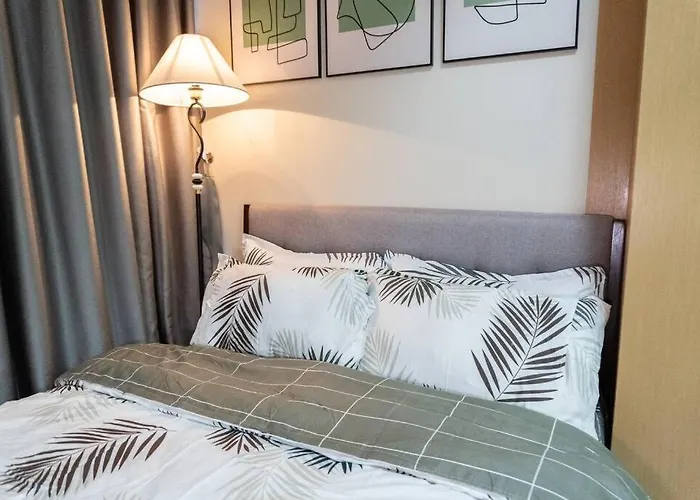 A2j Luxury 2br Bgc Uptown Near Uptown Mall * Manila