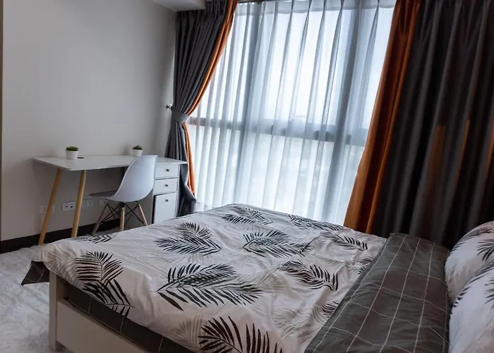 A2j Luxury 2br Bgc Uptown Near Uptown Mall Apartment