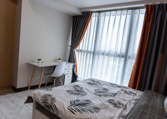 A2j Luxury 2br Bgc Uptown Near Uptown Mall Manila