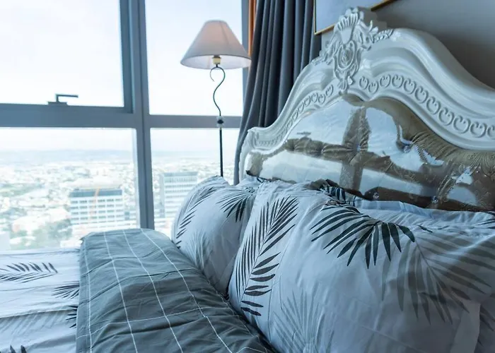 A2j Luxury 2br Bgc Uptown Near Uptown Mall * Manila