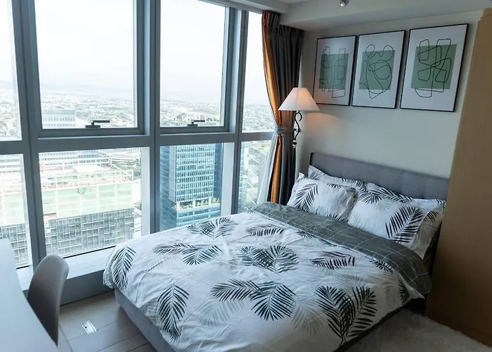 Apartment A2j Luxury 2br Bgc Uptown Near Uptown Mall