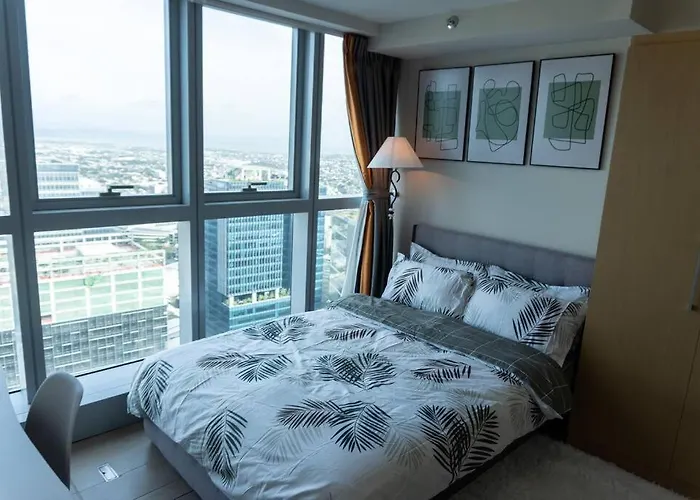 A2j Luxury 2br Bgc Uptown Near Uptown Mall * Manila